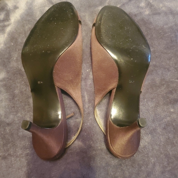 Naturalizer Heels 👠 - Picture 5 of 6